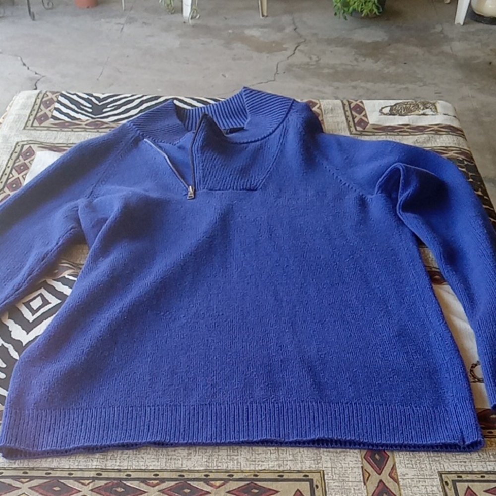 BLUE ARMANI WOMENS SWEATER